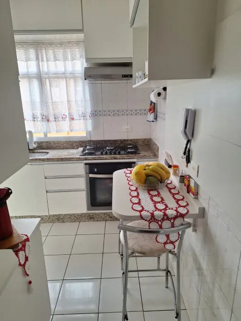 Comprar Apartamentos / Padr&atilde;o em Suzano R$ 260.000,00 - Foto 7