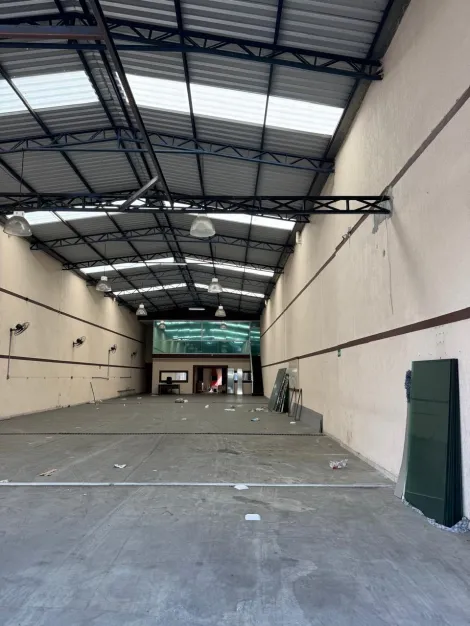 Alugar Salões / Galpão em Suzano R$ 10.800,00 - Foto 2