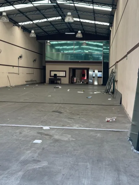 Alugar Salões / Galpão em Suzano R$ 10.800,00 - Foto 6