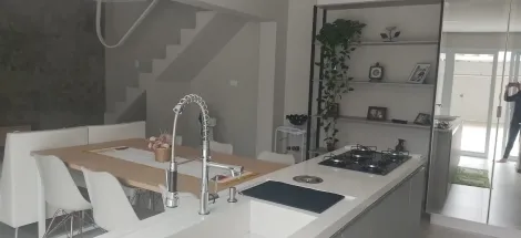 Comprar Casas / Sobrado em Suzano R$ 850.000,00 - Foto 5