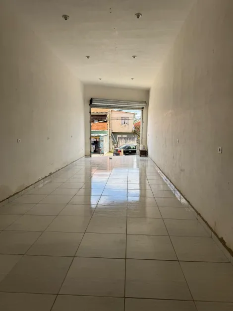 Alugar Sal&otilde;es / Sal&atilde;o em Suzano R$ 3.700,00 - Foto 2