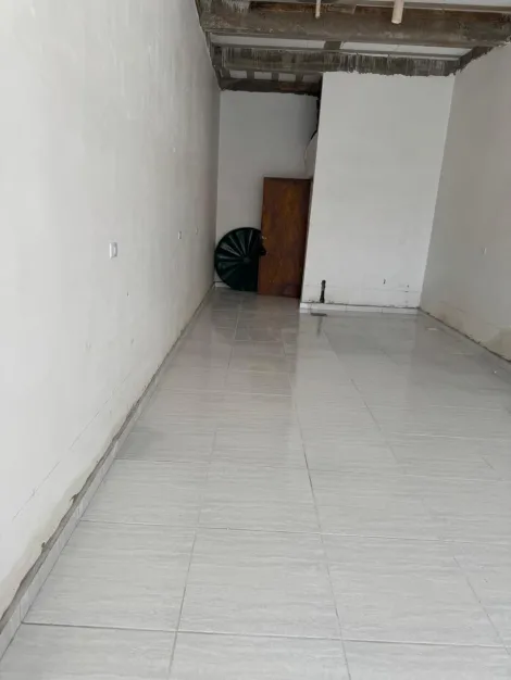 Alugar Sal&otilde;es / Sal&atilde;o em Suzano R$ 3.700,00 - Foto 4