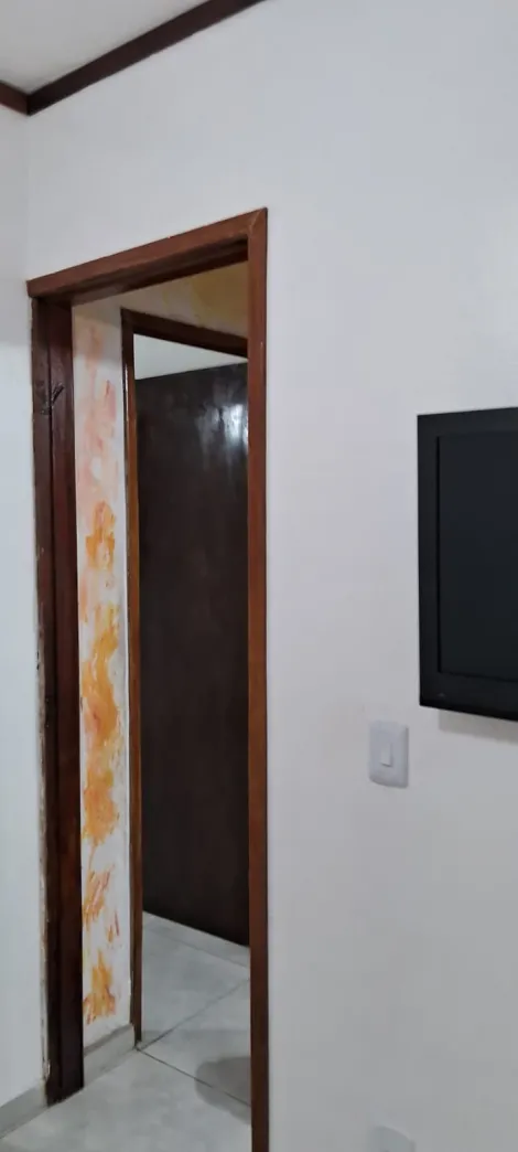 Alugar Apartamentos / Padr&atilde;o em Suzano R$ 1.000,00 - Foto 2