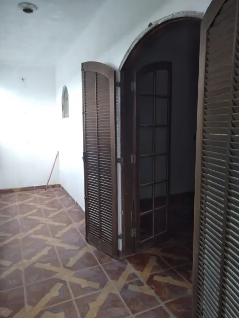 Comprar Casas / Sobrado em Suzano R$ 400.000,00 - Foto 5