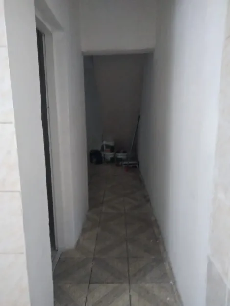 Comprar Casas / Sobrado em Suzano R$ 400.000,00 - Foto 9