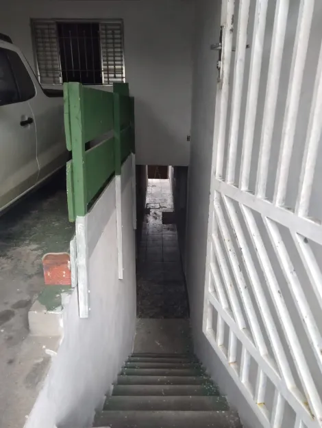 Comprar Casas / Sobrado em Suzano R$ 400.000,00 - Foto 2