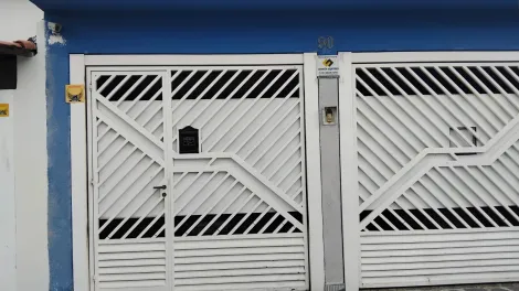 Comprar Casas / Sobrado em Suzano R$ 480.000,00 - Foto 1