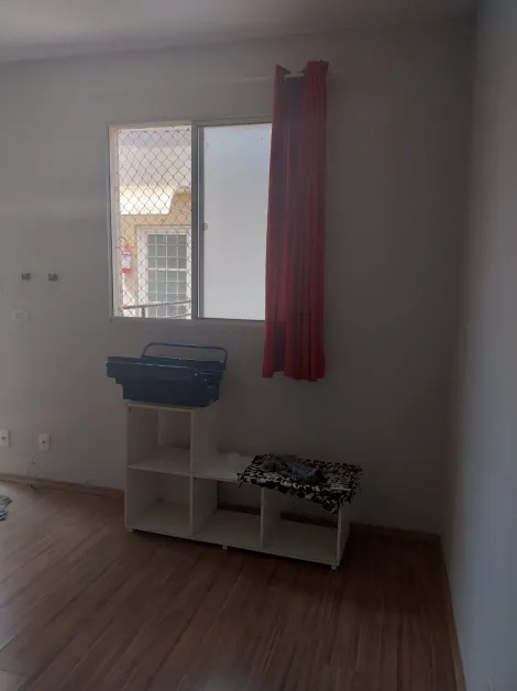 Alugar Apartamentos / Padr&atilde;o em Suzano R$ 800,00 - Foto 6