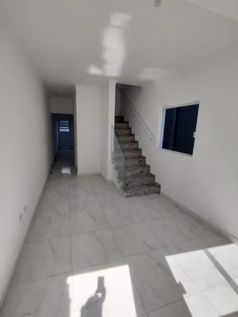 Comprar Casas / Sobrado em Itaquaquecetuba R$ 370.000,00 - Foto 5