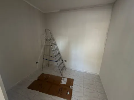 Alugar Apartamentos / Kitchnet em Suzano R$ 1.100,00 - Foto 3