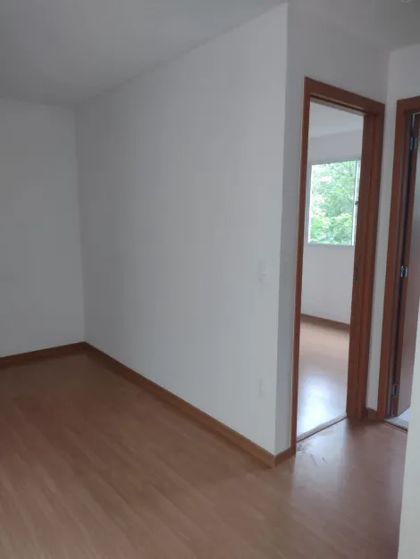 Alugar Apartamentos / Padr&atilde;o em Suzano R$ 1.000,00 - Foto 15