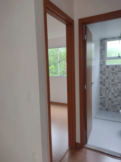 Alugar Apartamentos / Padr&atilde;o em Suzano R$ 1.000,00 - Foto 16