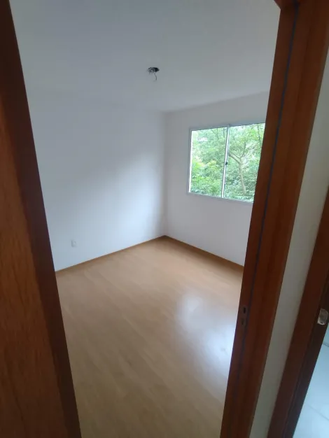 Alugar Apartamentos / Padr&atilde;o em Suzano R$ 1.000,00 - Foto 23