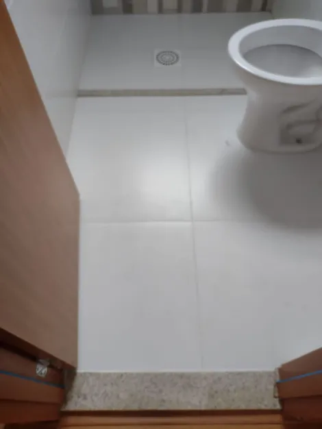 Alugar Apartamentos / Padr&atilde;o em Suzano R$ 1.000,00 - Foto 40