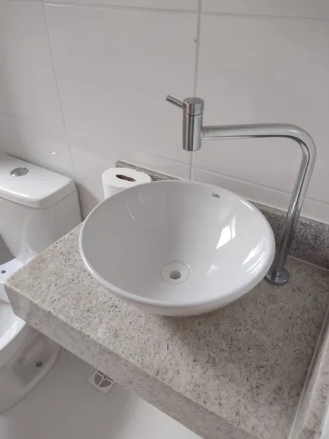 Alugar Apartamentos / Padr&atilde;o em Suzano R$ 1.000,00 - Foto 41