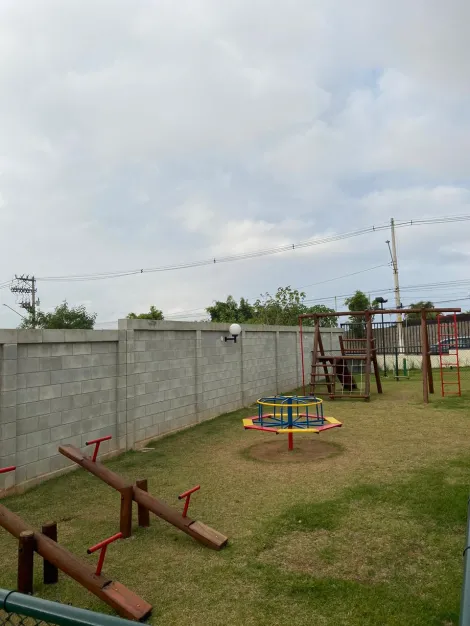 Alugar Apartamentos / Padr&atilde;o em Suzano R$ 900,00 - Foto 4