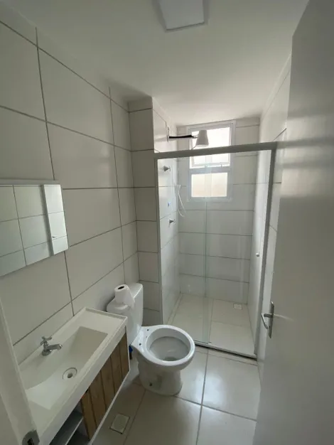 Alugar Apartamentos / Padr&atilde;o em Suzano R$ 900,00 - Foto 9