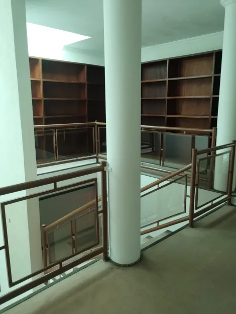 Alugar Casas / Sobrado em Suzano R$ 5.000,00 - Foto 4