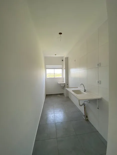 Comprar Apartamentos / Padrão em Suzano R$ 290.000,00 - Foto 3