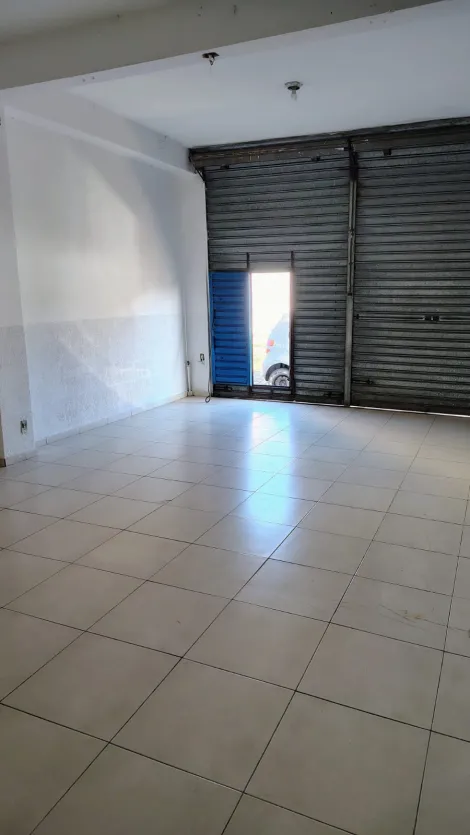 Alugar Comerciais / Ponto Comercial em Suzano R$ 1.200,00 - Foto 2