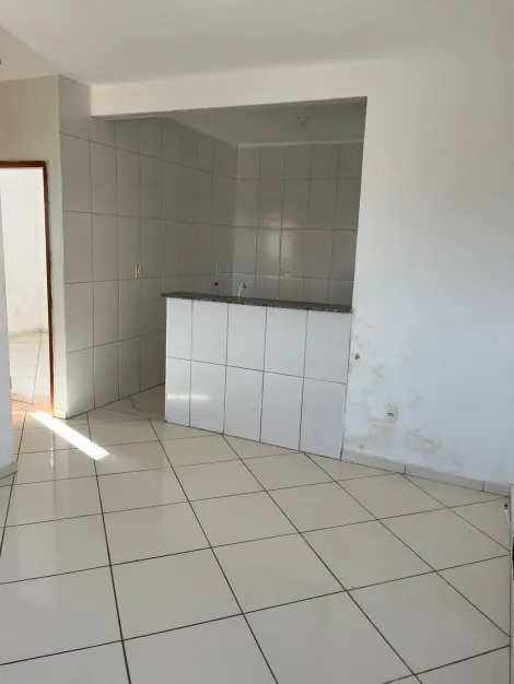 Alugar Casas / Condom&iacute;nio em Mogi das Cruzes R$ 1.500,00 - Foto 5