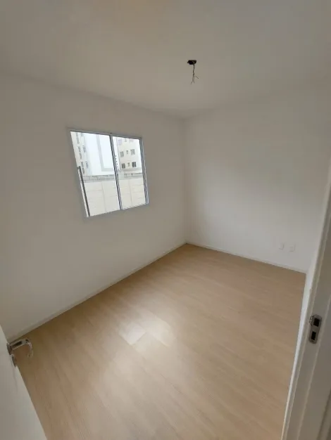 Alugar Apartamentos / Padr&atilde;o em Suzano R$ 1.200,00 - Foto 9