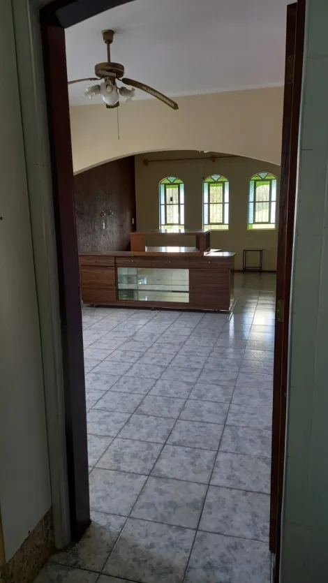 Alugar Casas / Chacara - &aacute;rea Urbana em Suzano R$ 3.500,00 - Foto 16