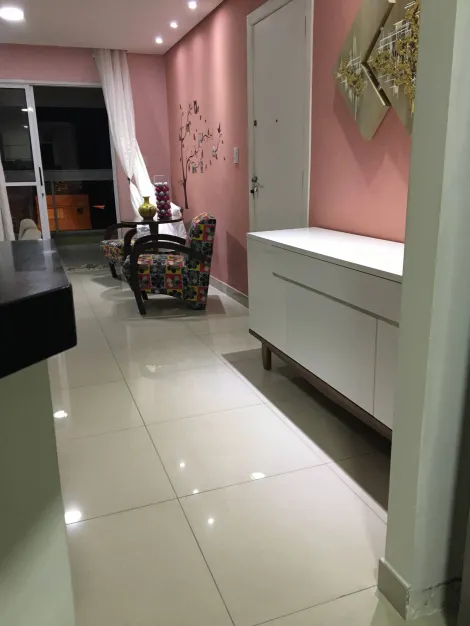 Comprar Apartamentos / Padr&atilde;o em Suzano R$ 650.000,00 - Foto 2