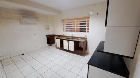 Comprar Casas / Sobrado em Suzano R$ 750.000,00 - Foto 4