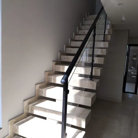 Comprar Casas / Sobrado em Mogi das Cruzes R$ 900.000,00 - Foto 7