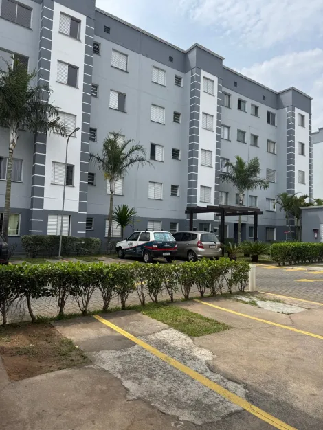 Alugar Apartamentos / Padr&atilde;o em Suzano R$ 1.100,00 - Foto 2