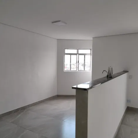 Alugar Casas / Assobradada em Suzano R$ 1.300,00 - Foto 3