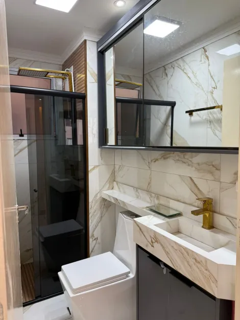 Comprar Apartamentos / Padr&atilde;o em Suzano R$ 235.000,00 - Foto 6