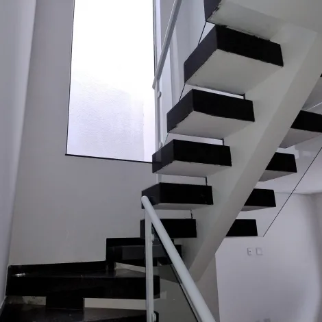 Comprar Casas / Sobrado em Mogi das Cruzes R$ 620.000,00 - Foto 5