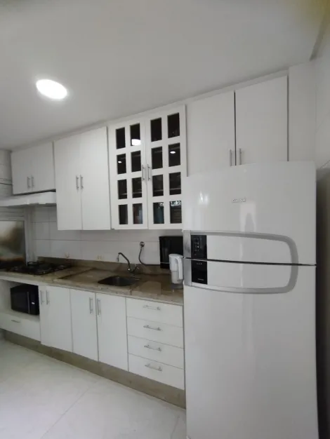 Comprar Casas / Sobrado em Suzano R$ 690.000,00 - Foto 6