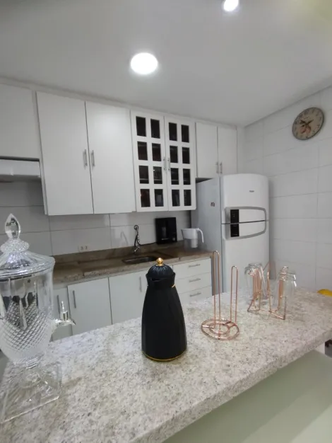 Comprar Casas / Sobrado em Suzano R$ 690.000,00 - Foto 14