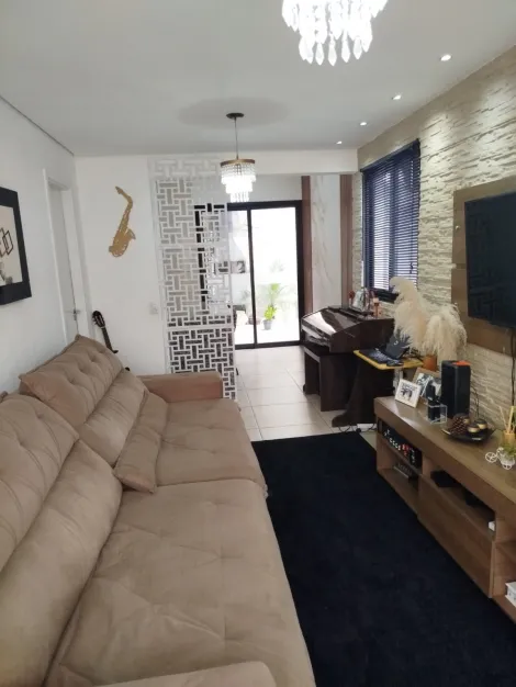 Comprar Casas / Sobrado em Suzano R$ 375.000,00 - Foto 7