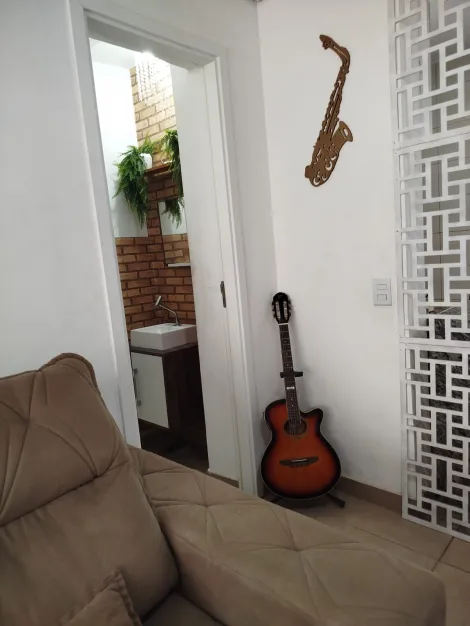 Comprar Casas / Sobrado em Suzano R$ 375.000,00 - Foto 8