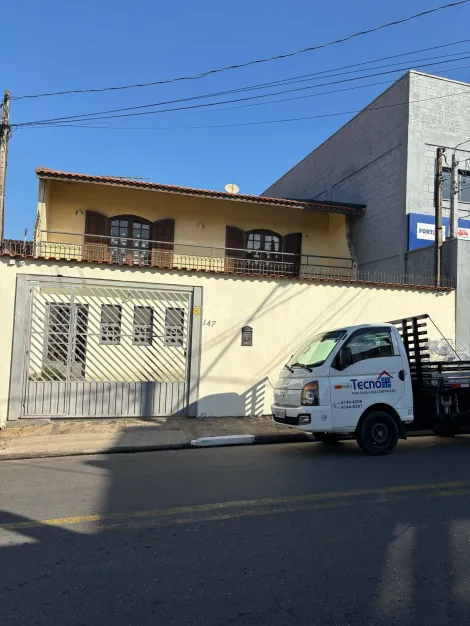 Comprar Casas / Sobrado em Suzano R$ 750.000,00 - Foto 1