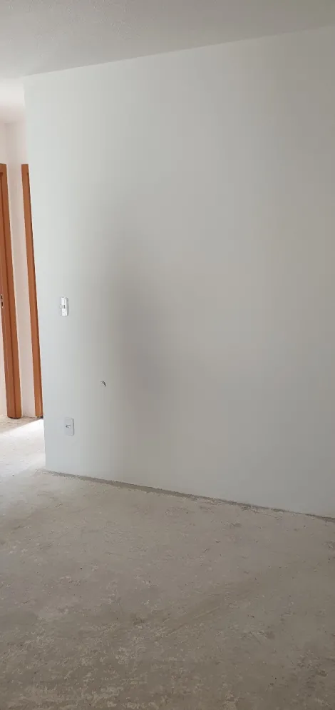 Comprar Apartamentos / Padrão em Suzano R$ 230.000,00 - Foto 2