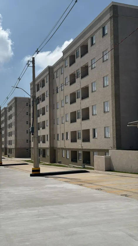 Comprar Apartamentos / Padr&atilde;o em Suzano R$ 230.000,00 - Foto 3