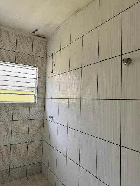 Alugar Casas / T&eacute;rrea em Suzano R$ 1.800,00 - Foto 5
