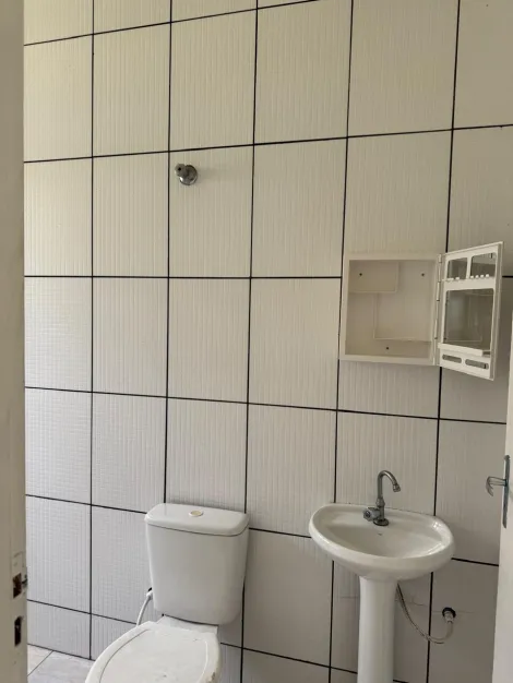 Alugar Casas / T&eacute;rrea em Suzano R$ 1.800,00 - Foto 6