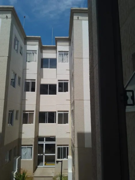 Alugar Apartamentos / Padr&atilde;o em Suzano R$ 800,00 - Foto 2