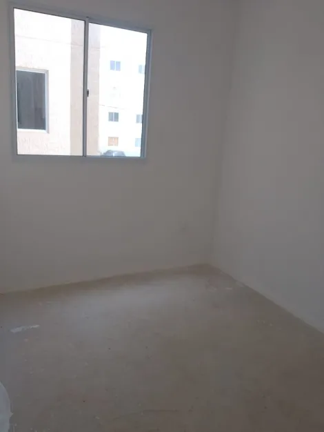 Alugar Apartamentos / Padr&atilde;o em Suzano R$ 800,00 - Foto 7