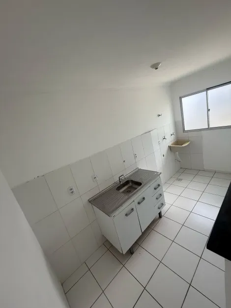 Alugar Apartamentos / Padrão em Suzano R$ 900,00 - Foto 6