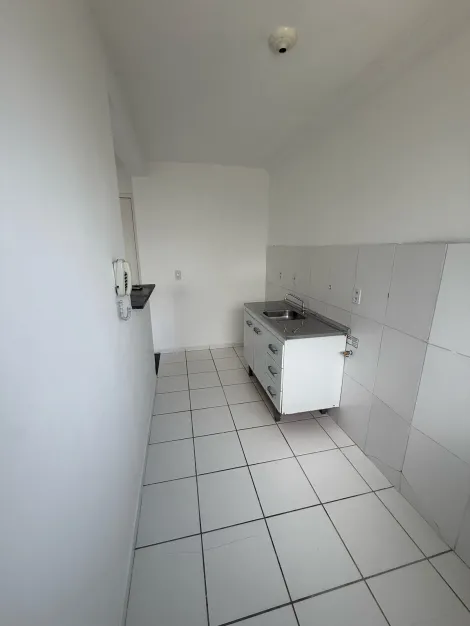 Alugar Apartamentos / Padrão em Suzano R$ 900,00 - Foto 7