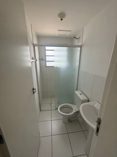 Alugar Apartamentos / Padrão em Suzano R$ 900,00 - Foto 9