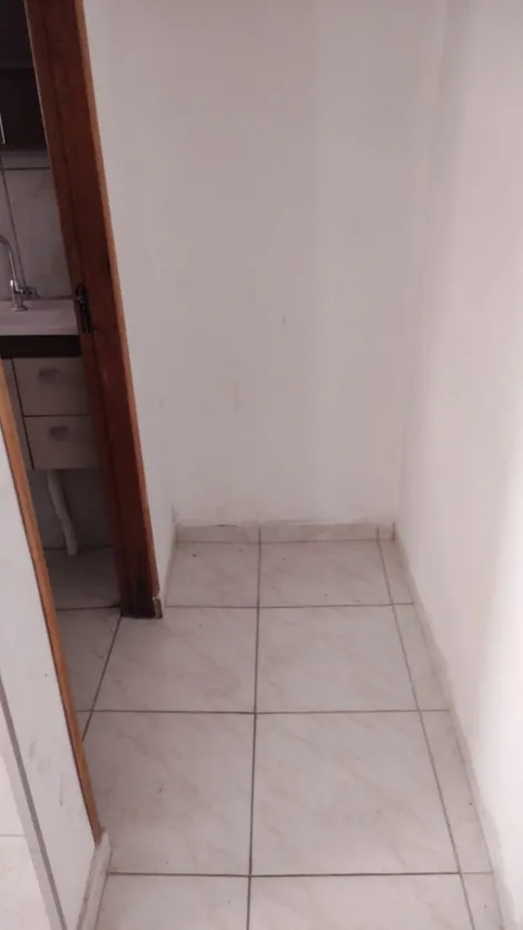 Alugar Casas / T&eacute;rrea em Suzano R$ 2.066,00 - Foto 17