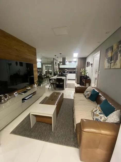 Comprar Apartamentos / Padr&atilde;o em Suzano R$ 870.000,00 - Foto 5